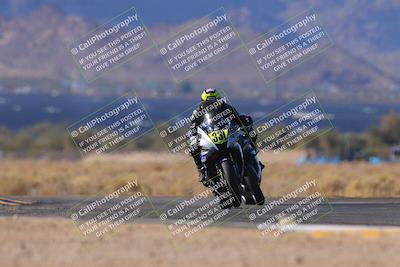 media/Dec-17-2023-CVMA (Sun) [[bf0c04832d]]/Race 2 Amateur Supersport Open/